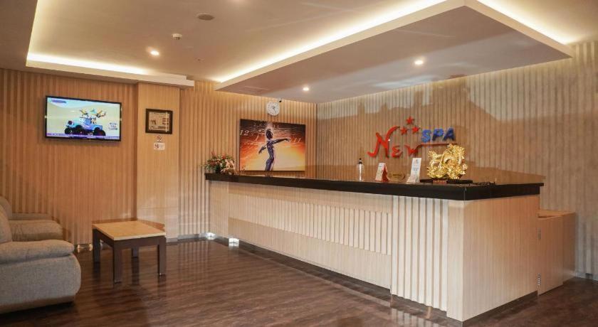 New Hollywood Hotel Pekanbaru Dış mekan fotoğraf