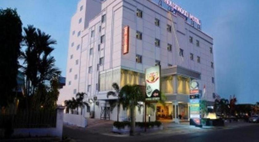 New Hollywood Hotel Pekanbaru Dış mekan fotoğraf